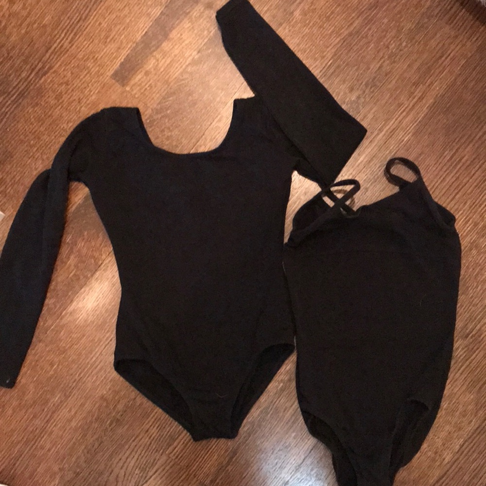 Girls’ leotards (lot of 2)
